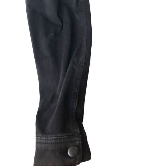 Chambrai black Athleisure zip front jacket - Picture 4 of 11